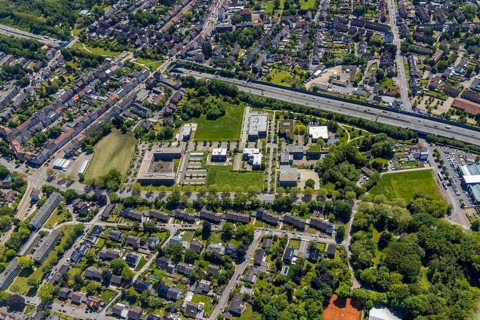 Aerial view, Büropark Schloss Berge, motorway A2, Erle, Gelsenkirchen, Ruhr area, North