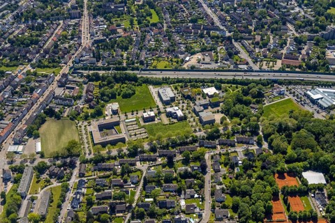 Aerial view, Büropark Schloss Berge, motorway A2, Erle, Gelsenkirchen, Ruhr area, North