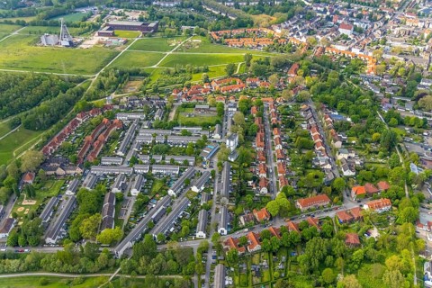 Aerial view, Schüngelberg colliery housing estate and Hugo Schacht 2 colliery, Buer, Gelsenkirchen,