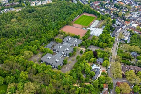 Aerial view, Ückendorf comprehensive school and sports field DJK Arminia Ückendorf, Ückendorf,