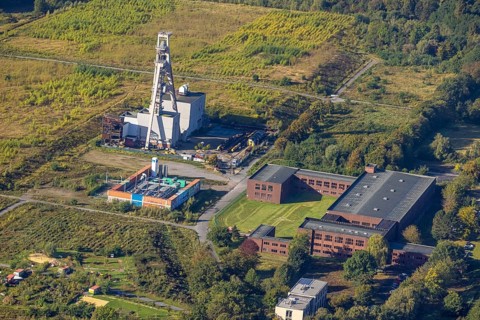 Aerial view, winding tower Hugo mine shaft 2 and current museum in the district Buer in
