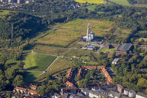 Aerial view, winding tower Hugo mine shaft 2 and current museum in the district Buer in