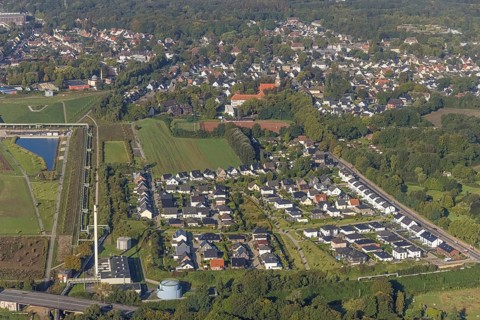 Aerial view, Am Glückauf Park housing estate on Valentinstraße in the Hassel district of