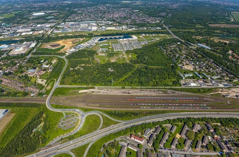 Aerial view, Graf Bismarck city quarter on the Rhine-Herne Canal, Marina Bismarck, Schalke-Nord,