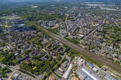 Aerial view, main centre Gelsenkirchen-Mitte, City Gelsenkirchen, Bahnhofstraße, market place,