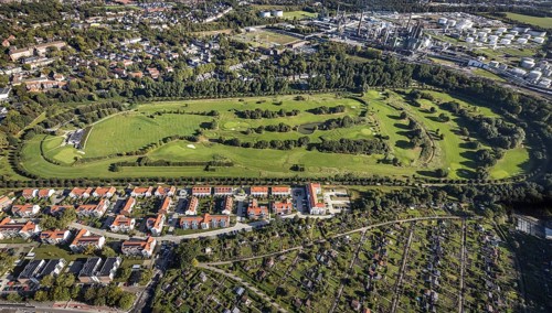 Aerial view, golf course golf club Schloss Horst in the district Horst in Gelsenkirchen, Ruhr area,