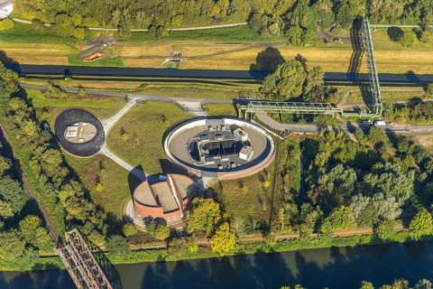 Aerial view, New pumping station building of the Emschergenossenschaft near the Sutumer Brücken on