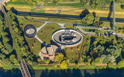 Aerial view, New pumping station building of the Emschergenossenschaft near the Sutumer Brücken on