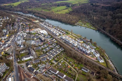 Aerial view, Ruhrbogen Kettwig, residential area at the Kettwiger Ruhrbogen, river Ruhr, camping
