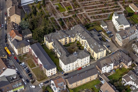 Aerial view, Kaiserhof am cemetery, Kettwig, Essen, Ruhr area, North Rhine-Westphalia, Germany,