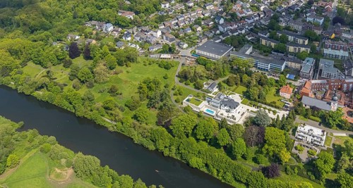 Aerial view, Villa Scheidt am Leinpfad, river Ruhr, Theodor-Heuss-Gymnasium, catholic parish church