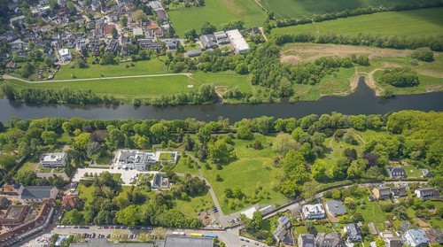Aerial view, Villa Scheidt am Leinpfad, river Ruhr, Kettwig, Essen, Ruhr area, North