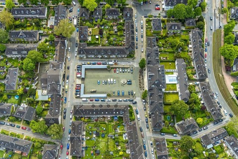 Aerial view, garden city Margarethenhöhe, Kleiner Markt, Gasthaus zur Margarethenhöhe, Mintrops