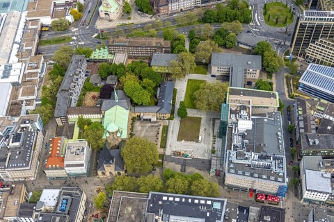 Aerial view, Essen Cathedral, Lichtburg building, Essen Adult Education Centre, city centre, Essen,