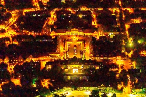 Aerial view, Kleiner Markt with Schatzgräberbrunnen, Mintrops Stadt Hotel Margarethenhöhe,
