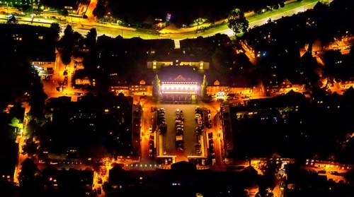 Aerial view, Kleiner Markt with Schatzgräberbrunnen, Mintrops Stadt Hotel Margarethenhöhe,