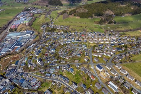 Aerial view, town centre and commercial area Mühlenweg, construction site playground, Auf der