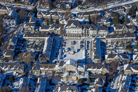 Aerial view, garden city Margarethenhöhe, Kleiner Markt, Gasthaus zur Margarethenhöhe, Essen, Ruhr
