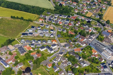 Aerial view, new building district Schreibers Hof and Bernhardusschule, Niederense, Ense,