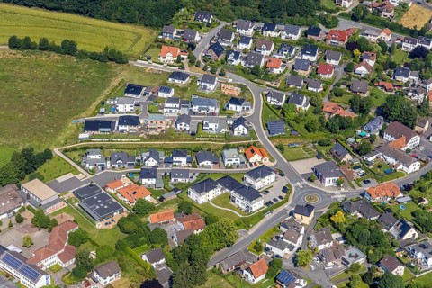 Aerial view, new building district Schreibers Hof and Bernhardusschule, Niederense, Ense,