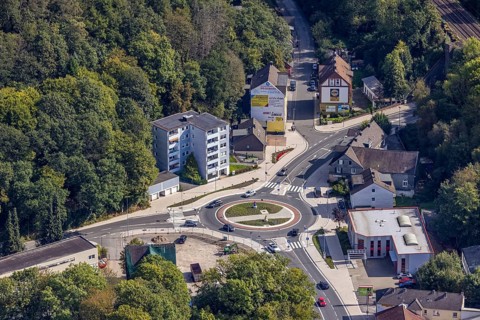 Aerial view, redesigned roundabout Kölner Straße and Hembecker Talstraße in the district Büttenberg