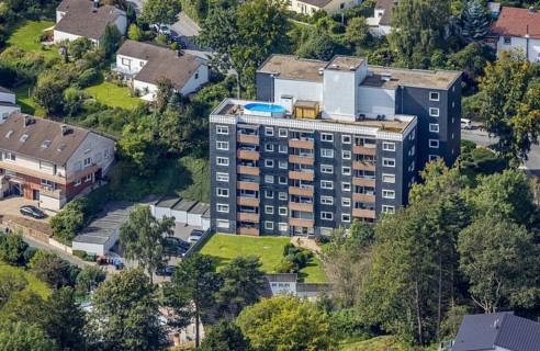 Aerial view, high-rise building with pool on the roof at Sonnenweg in the district Voerde in