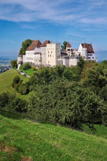 Castle of the Habsburgs, Kyburgers on an almost circular Molasse hill, Lenzburg, Canton Aargau,
