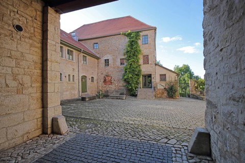 Inner courtyard of the castle built 16th century, archway, entrance, castle, Apolda, Thuringia,