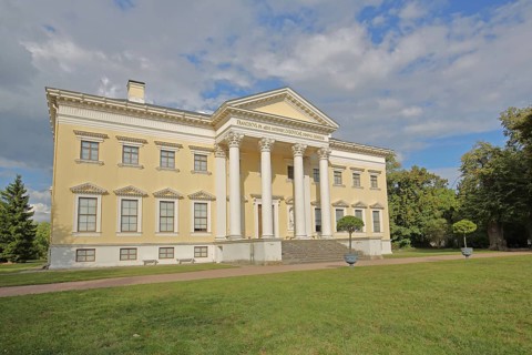 Classicist palace with columns, UNESCO, landscape park, Dessau-Wörlitz Garden Kingdom, Wörlitz,