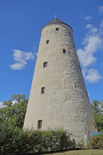 Conical brine tower built in 1776, wedge-shaped, tower, spa gardens, brine park, Bad Salzelmen,