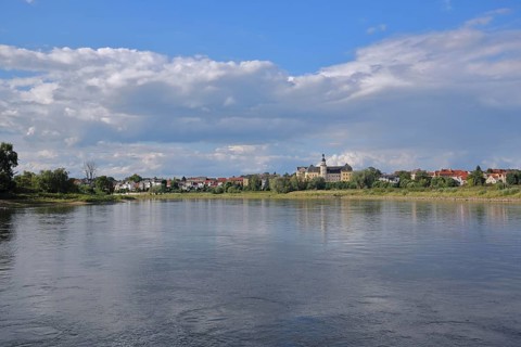 View of Coswig with castle on the Elbe, banks of the Elbe, cityscape, Fläming, Saxony-Anhalt,
