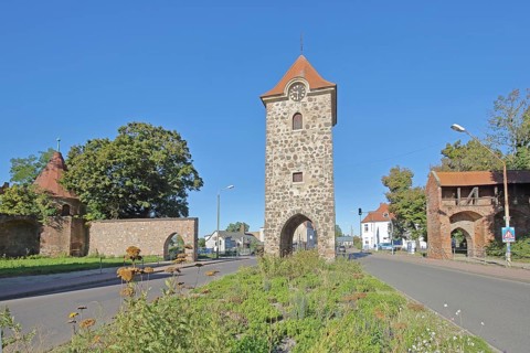 Historic Dornburg gate and town wall, town fortifications, town tower, town gate, Breitestraßetor,