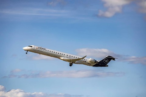 Aircraft taking off at Stuttgart Airport. Aircraft registration: D-ACNR, Lufthansa, Bombardier