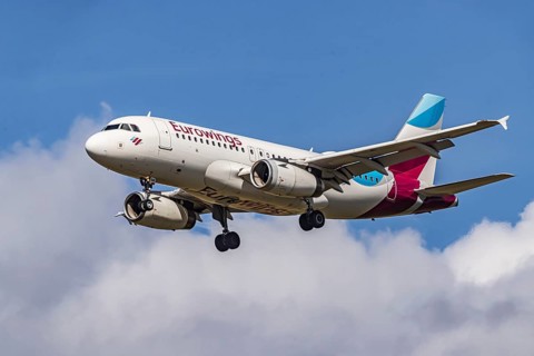 Aircraft approaching Stuttgart Airport. Aircraft registration number: D-AGWI, Eurowings, Airbus