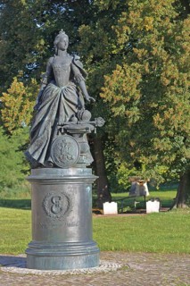 Monument to Russian Tsarina and Empress Catherine the Great by Michail Perejaslawez 2010,