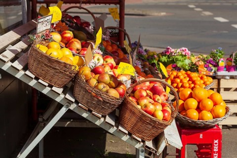 Fresh fruit in baskets in front of a greengrocer's, Bremen, Germany