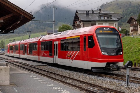 Metre-gauge electric low-floor multiple-unit trains of the Matterhorn-Gotthard Railway (MGB) ORION