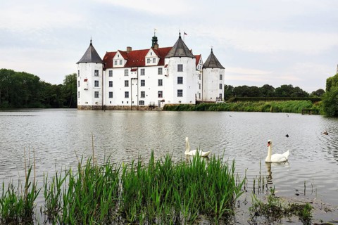 Glücksburg Castle, residential castle, moated castle with museum, Renaissance architecture,