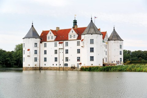 Glücksburg Castle, residential castle, moated castle with museum, Renaissance architecture,