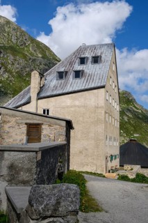 Building built from 1230 in the 13th century Ospizio Hospiz Herberge San Gottardo St. Gotthard at