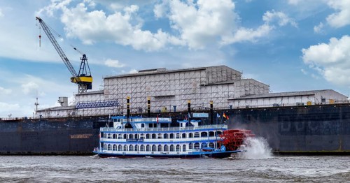 Paddle steamer Louisiana Star on the Elbe, Hamburg, Germany