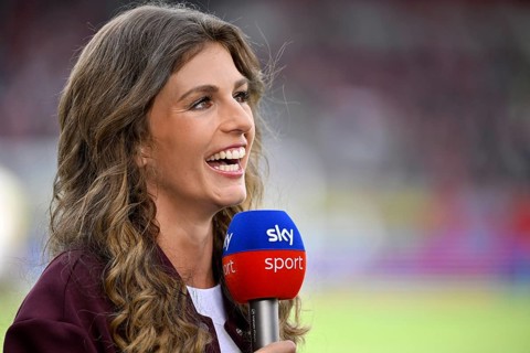 SKY presenter Mara Mones, portrait, smiles, interview, microphone, mike, logo, Voith-Arena,