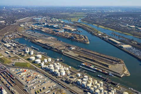 Aerial view, Duisburg harbour, coal island, Duisport, Rhine-Herne Canal, Ruhr, Ruhrort, Duisburg,