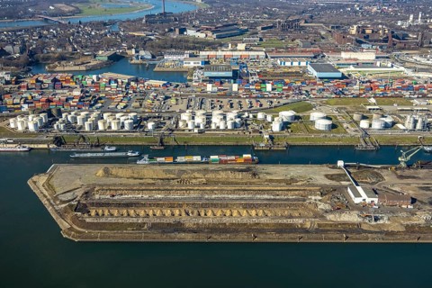 Aerial view, Duisburg harbour, coal island, Duisport, Rhine-Herne Canal, Ruhr, Ruhrort, Duisburg,