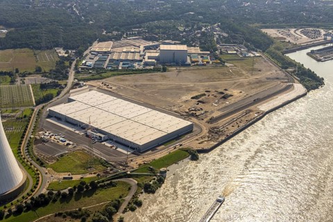 Aerial view, STEAG cogeneration plant Walsum, development and new warehouses logport VI, river