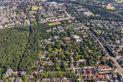 Aerial view, residential area with Kopernikus Gymnasium Walsum and comprehensive school Walsum in