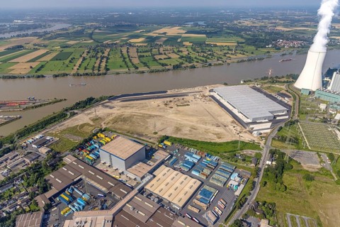 Aerial view, STEAG cogeneration plant Walsum, development and new warehouses logport VI, river