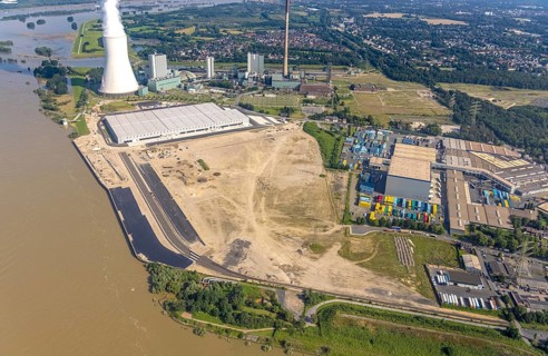 Aerial view, STEAG cogeneration plant Walsum, development and new warehouses logport VI, river