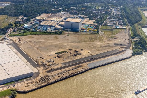 Aerial view, STEAG cogeneration plant Walsum, development and new warehouses logport VI, river