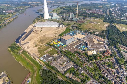 Aerial view, STEAG cogeneration plant Walsum, development and new warehouses logport VI, river